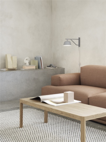Workshop-coffee-table-oak-connect-remix-252-ambit-wall-grey-pebble-light-grey-Muuto-org.jpg