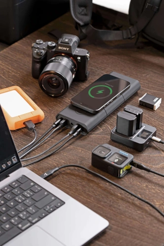 Omni Power Station 30C+ Charger Only Photo Gear 1.jpg