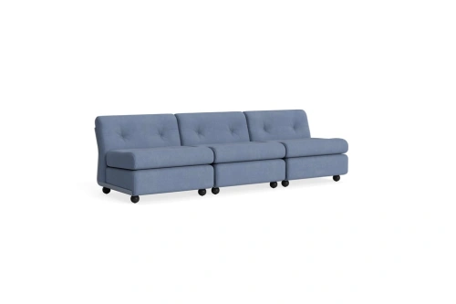AF333-A414-AA25-01CO_Amanta 3 seater Hallingdal 130_frost blue shell.jpg