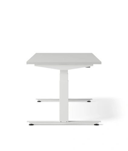 HM_Nevi-EU_FGrey-White_02.jpg