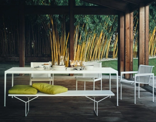 Outdoor furniture collection 1966 white_Kolekcja mebli ogrodowych 1966_białe_Knoll.jpg
