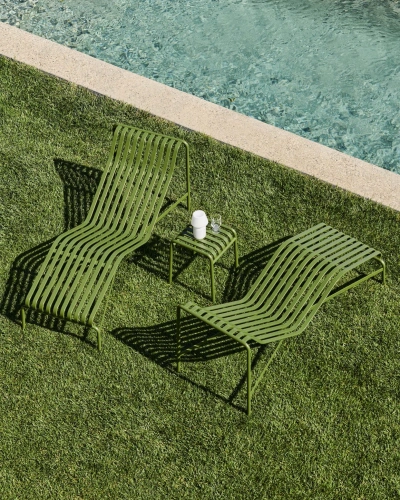 Palissade_Chaise_Longue_olive_Palissade_Stool_Apollo_Portable.jpg