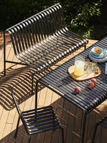 Palissade_Dining_Bench_wo_Armrest_Palissade_Chair_anthracite_Glass_Jug.jpg