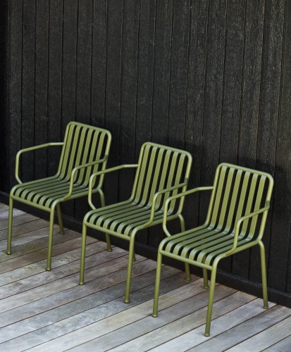 Palissade_Armchair_olive_01.jpg