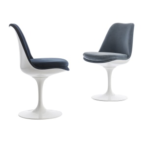 Krzesło Tulip™ Chair Saarinen biały z tapicerowanym siedziskiem i obrotową podstawą - Knoll
