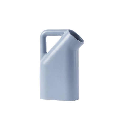 Tub-jug-pale-blue-Muuto-5000x5000-hi-res.jpg