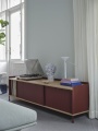 enfold-186x45-h48-oak-deep-red-piton-portable-lamp-alu-outline-daybed-ecriture-910-muuto-org.jpg