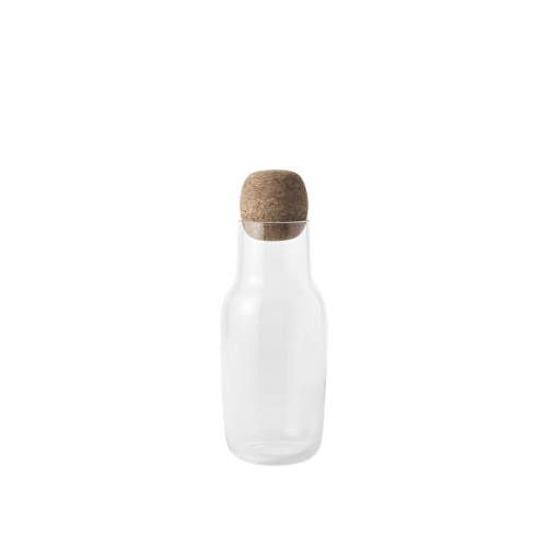Corky_carafe_clear_high_mid.jpg