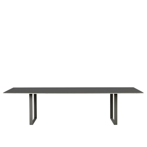 70-70-295x108-black-black-Muuto-5000x5000-hi-res.jpg